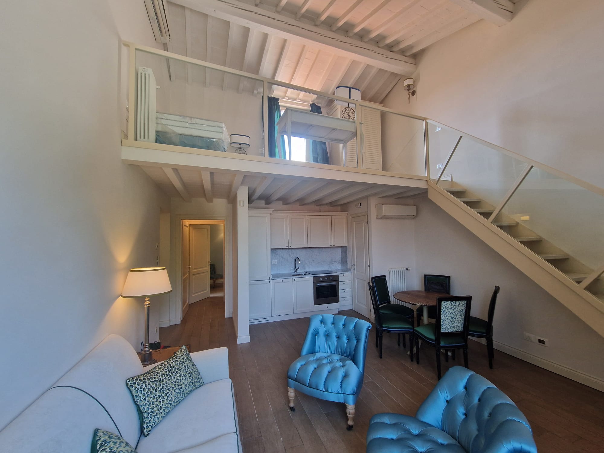 Piazza de' Nerli (N203)