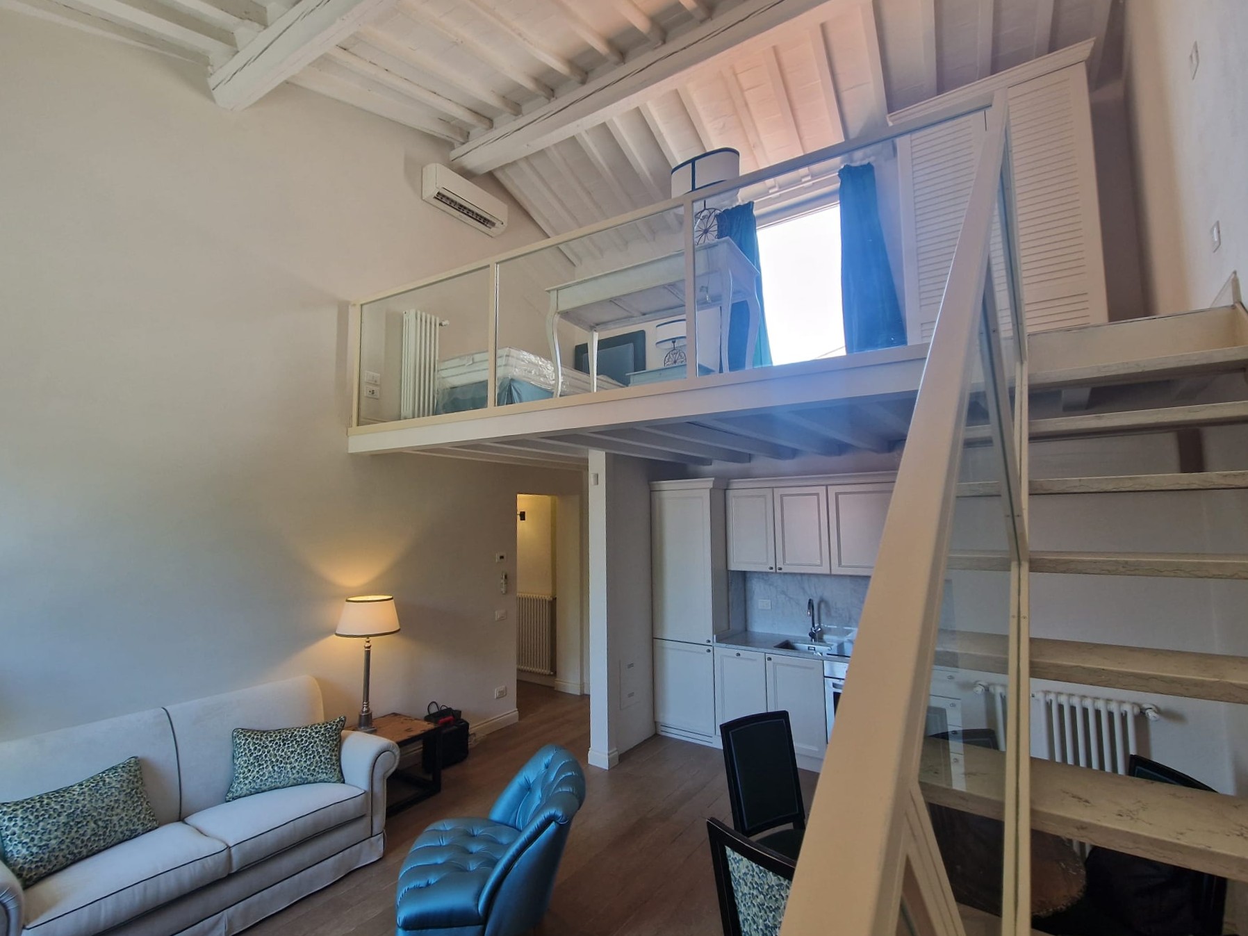 Piazza de' Nerli (N203)