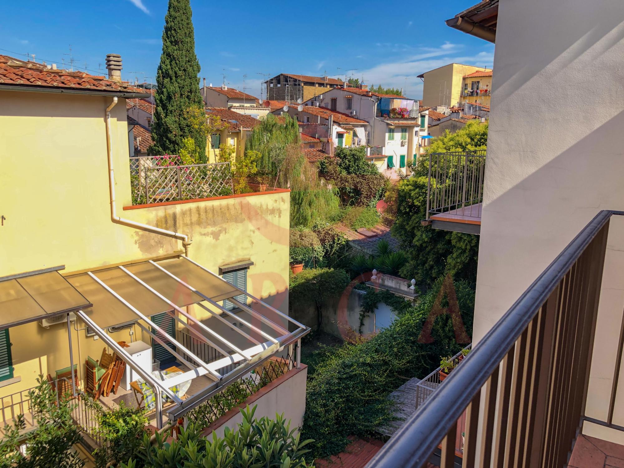 Piazza de' Nerli (N205)