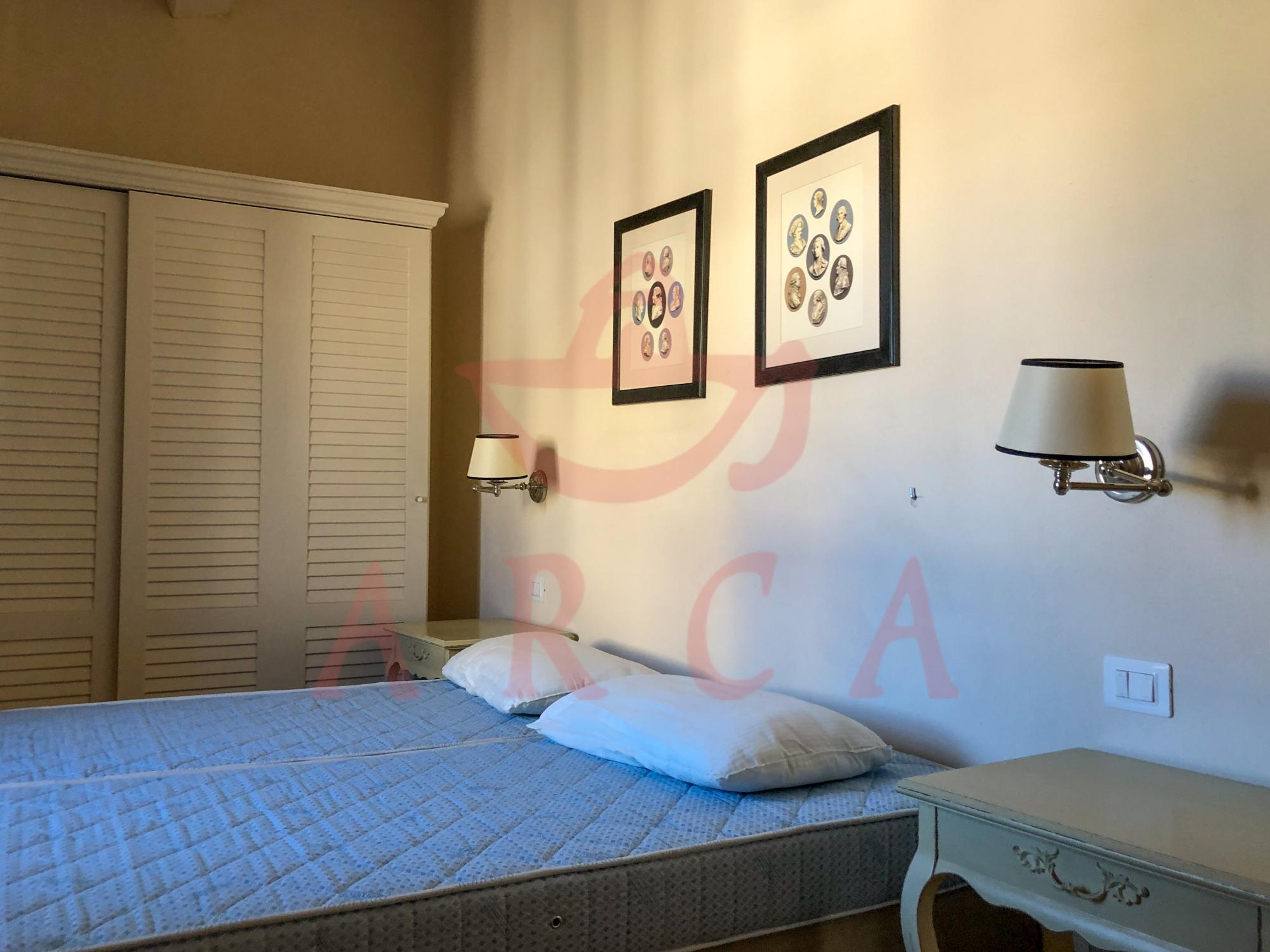 Piazza de' Nerli (N205)