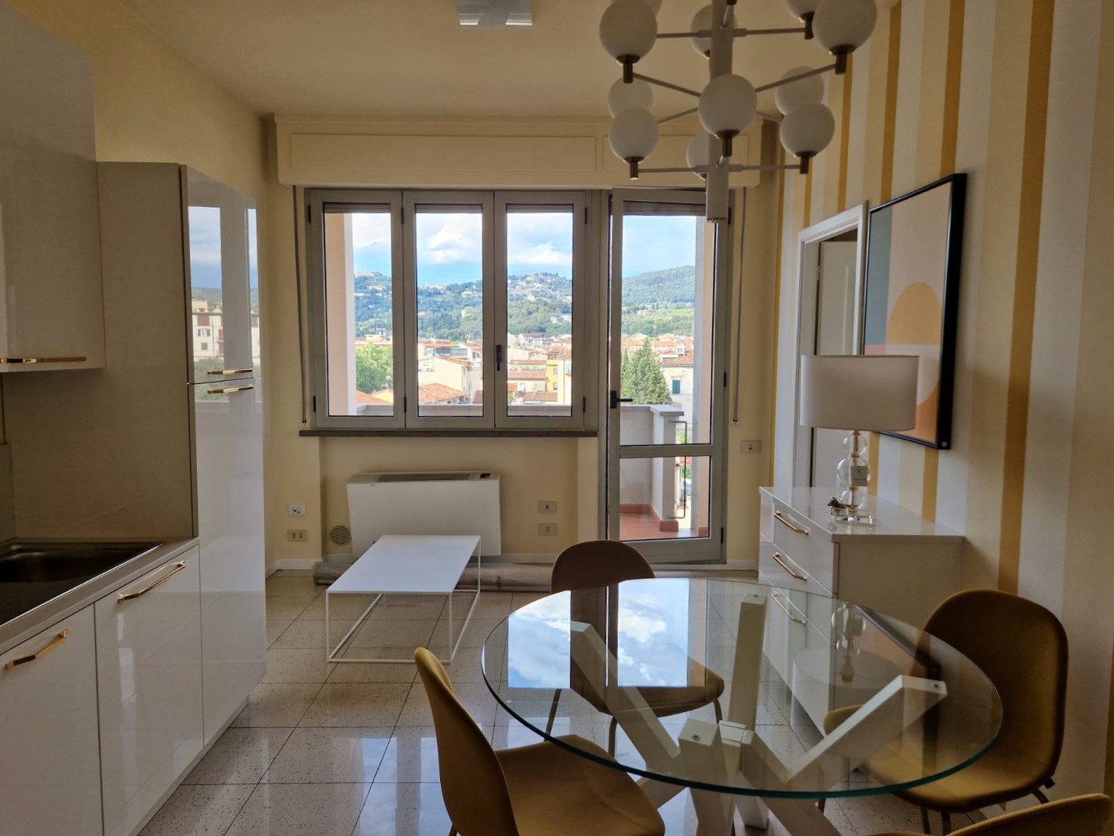 Piazza Libertà (pressi-504)